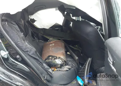 2024 Toyota Camry Le z USA, uszkodzony, nr VIN 4T1C11AK8RU188901